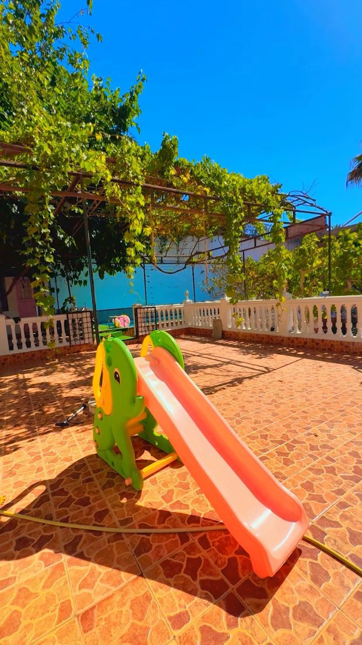 Belle villa avec piscine à louer à Trait d’Union – À côté d’Hotel Oran Bay | 45 000 DZD / nuit