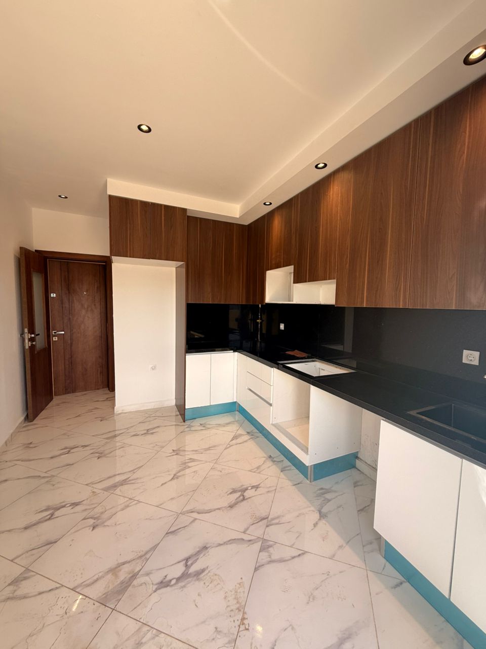 Appartement F3 de 102 m² à Millenium – Double façade au 7ème étage | 18 800 000 DZD