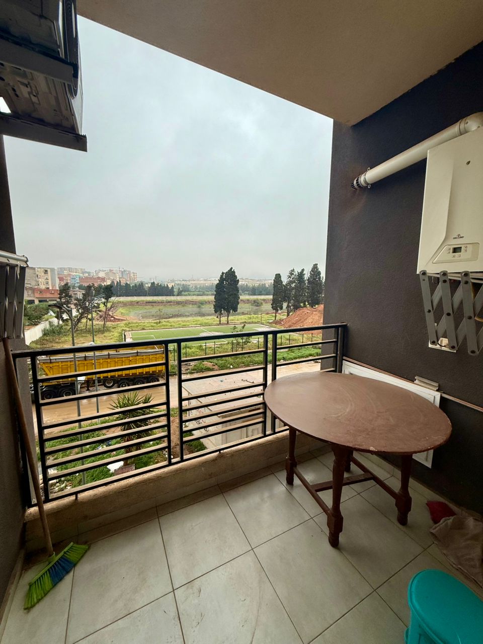 Appartement F4 de 115 m² à Bir El Djir – Résidence avec ascenseur et parking | 1er étage